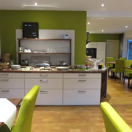 Gastehaus Weiss Gasthuis 3*