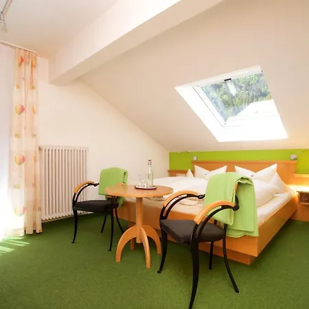 Gastehaus Weiss 3*