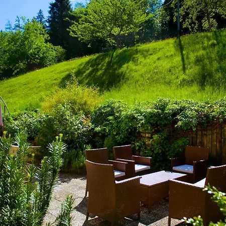 Gastehaus Weiss 3*